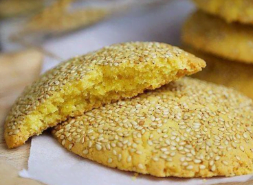 玉米酥餅，芝麻香濃郁，甜度適中，不油不膩，酥到掉渣